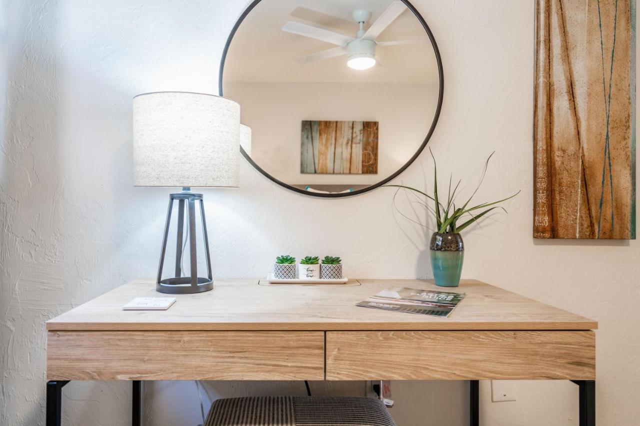 2Bed 1Bath Suite Minutes To Downtown, Beaches, Restaurants, Theaters And More Sarasota Exteriér fotografie