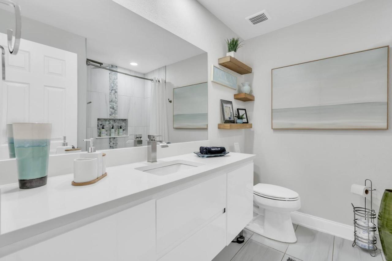 2Bed 1Bath Suite Minutes To Downtown, Beaches, Restaurants, Theaters And More Sarasota Exteriér fotografie